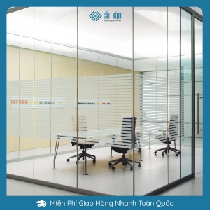 Mẫu Nhôm Kính 24